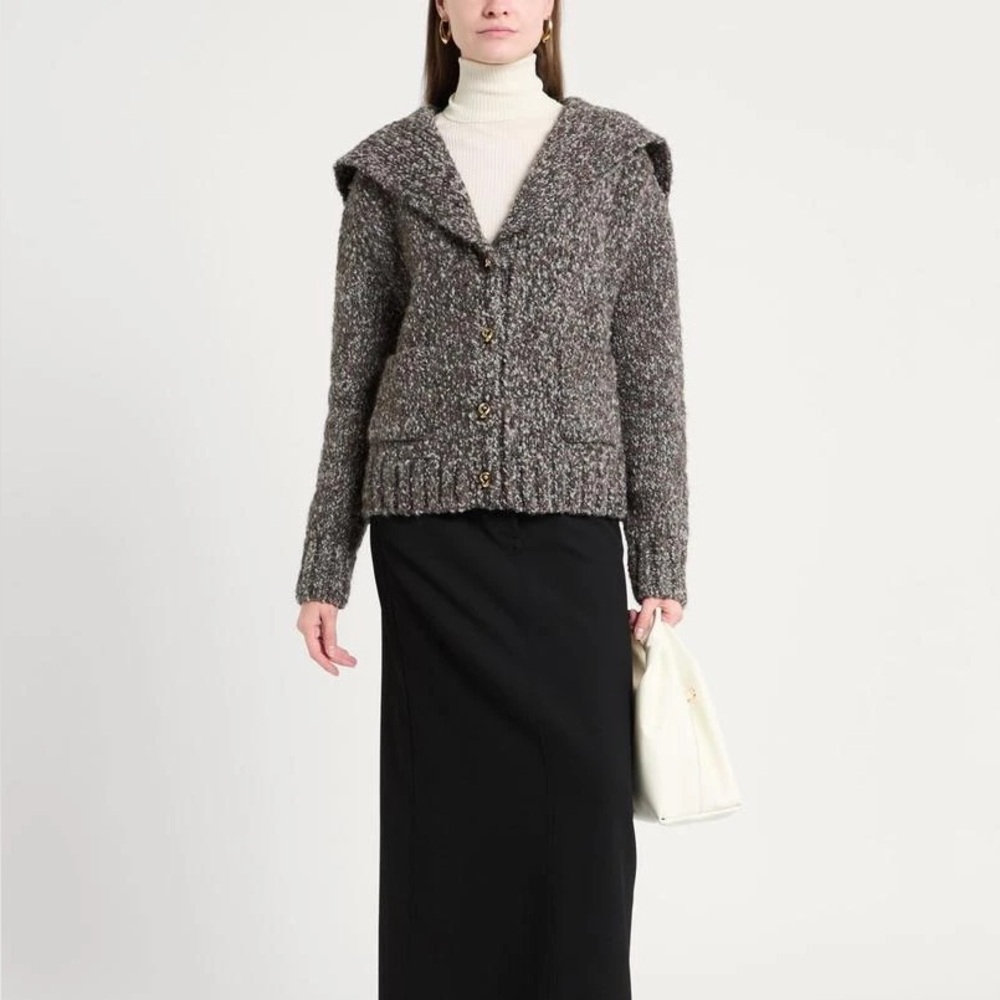 Bottega Veneta Knit with Knot Buttons - Picture 4 of 13